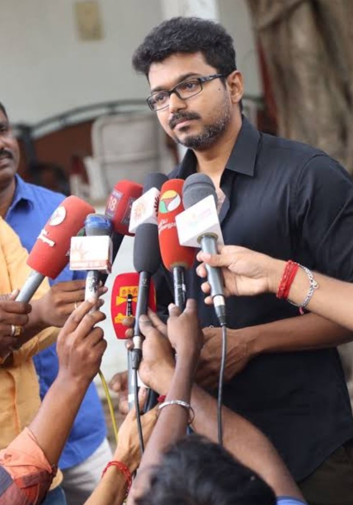 AKjaiii's tweet photo. தப்பே பண்ணாம other state Deputy CMக்கிட்ட மன்னிப்பு கேக்குர முதுகெலும்பு இல்லாதவனுங்க மத்தியில

*த்தா நாடே demonetisation க்கு ஜால்ரா அடிக்கும் போது அதில் உள்ள குறைய தைரியமா Mediaல சொல்ர தளபதி தான்டா ரியல் கொம்பன் , எதர்க்கும் துணிந்தவன் எல்லாம் 💥 https://t.co/KVQ1chtU5R
