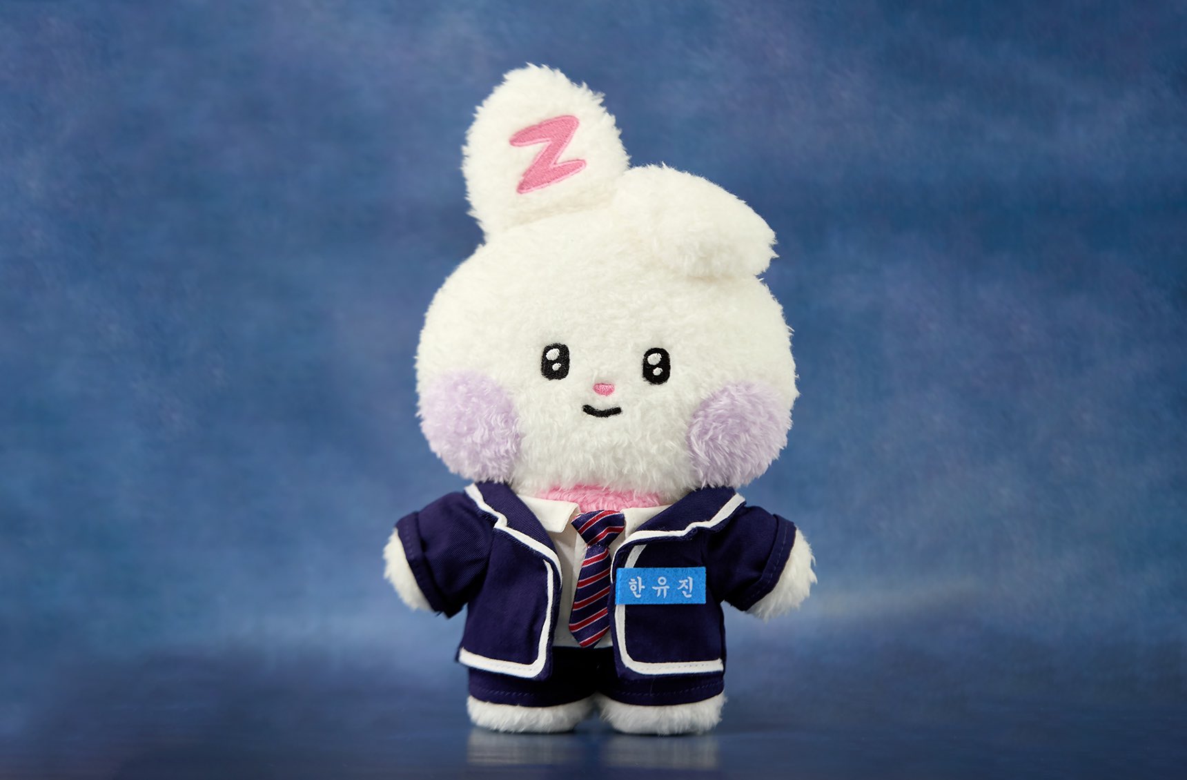 IZ*ONE ユジン YUJIN SC グッズ MD バッジ 2種セット トレカ IZ*ONE ユジン YUJIN SC グッズ MD バッジ 2種セット トレカ