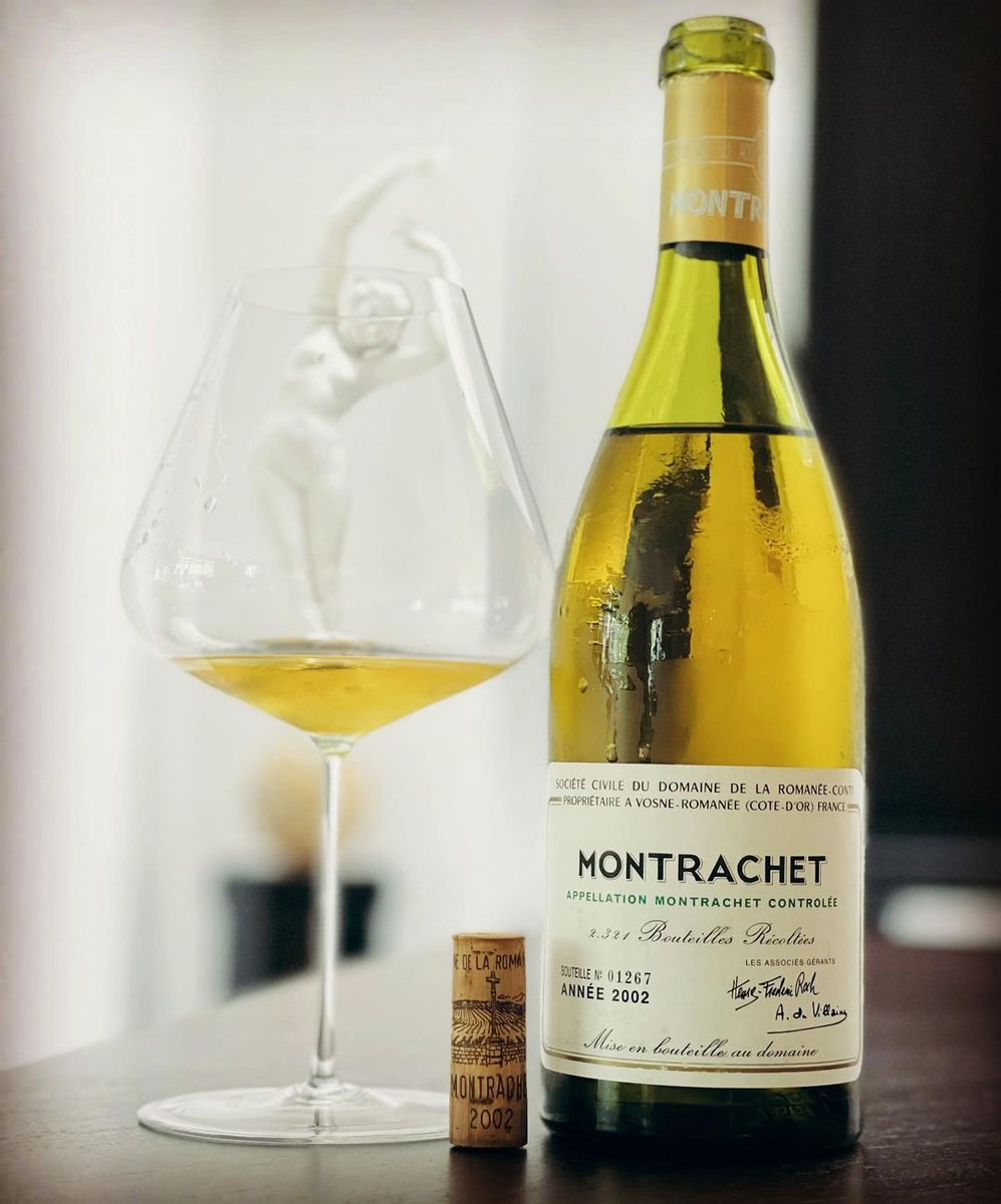 World1Alice's tweet photo. DRC Montrachet 2002 is an unforgettable vintage fragrance with beautiful notes of white lily and bergamot. Do you like it? https://t.co/VSzR5ZrJrx