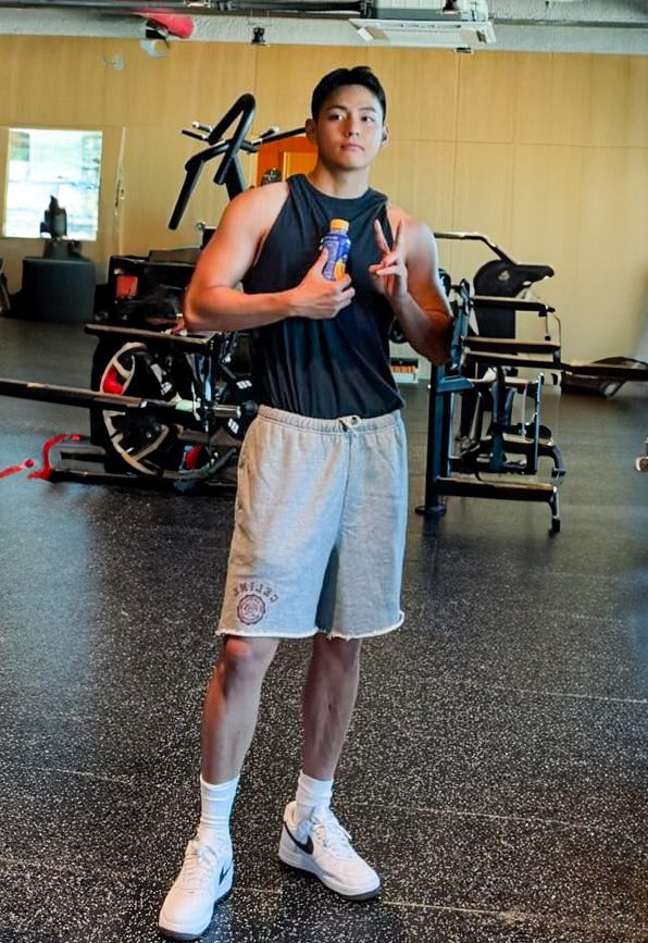 Taehyungimpact's tweet image. KIM TAEHYUNG THE MAN THAT YOU ARE