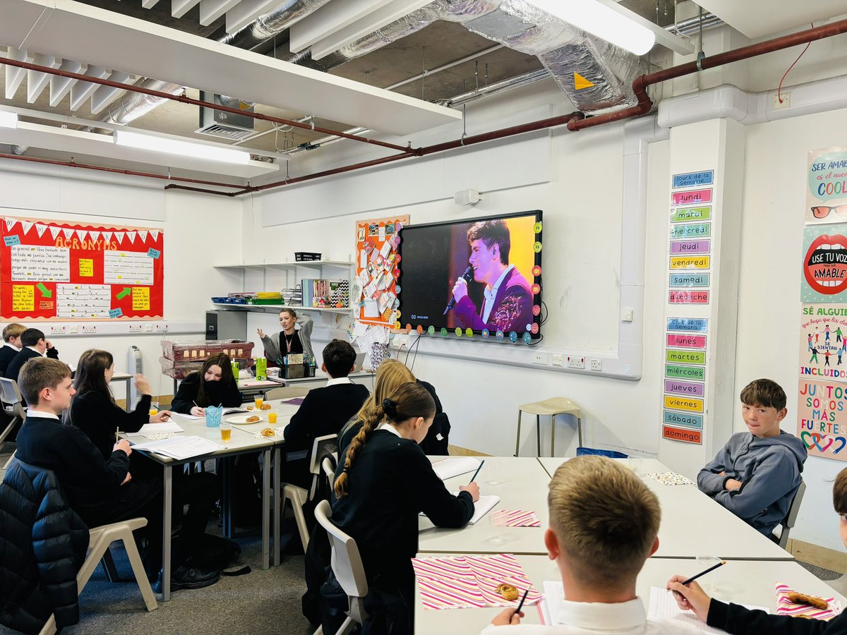 A morning of #Eurovision and patisserie treats for our students. Merci Pascal Eck 🥐#InternationalDayOfLanguages