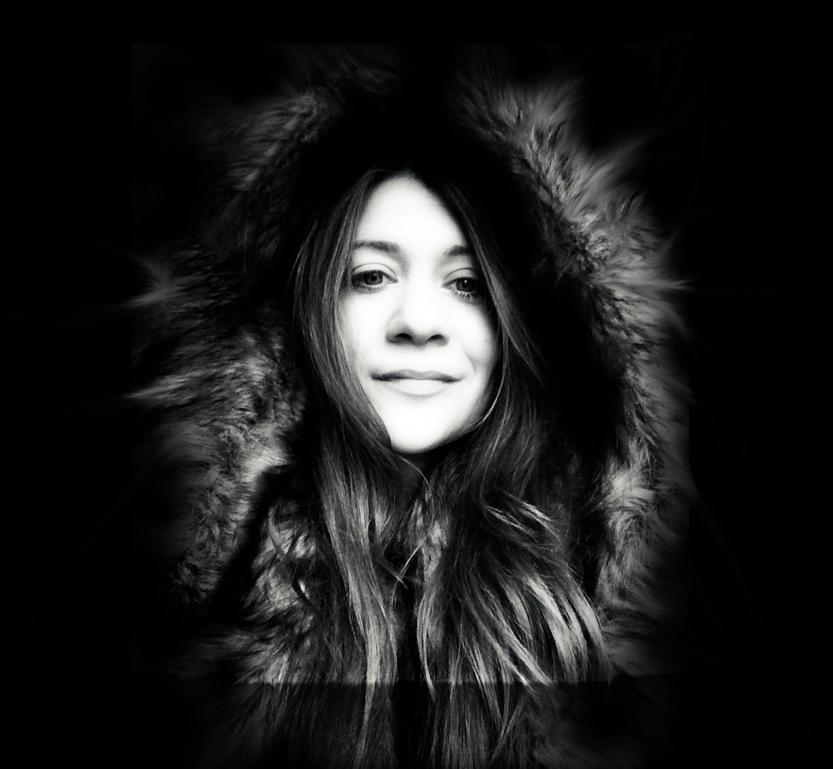 MariaKPeters's tweet photo. @nadiakhomami @guardian congratulations! are you interested in music events showcasing under the radar artists in the southwest? https://t.co/tJOhUPFGb2 https://t.co/hDLh7TjSEj