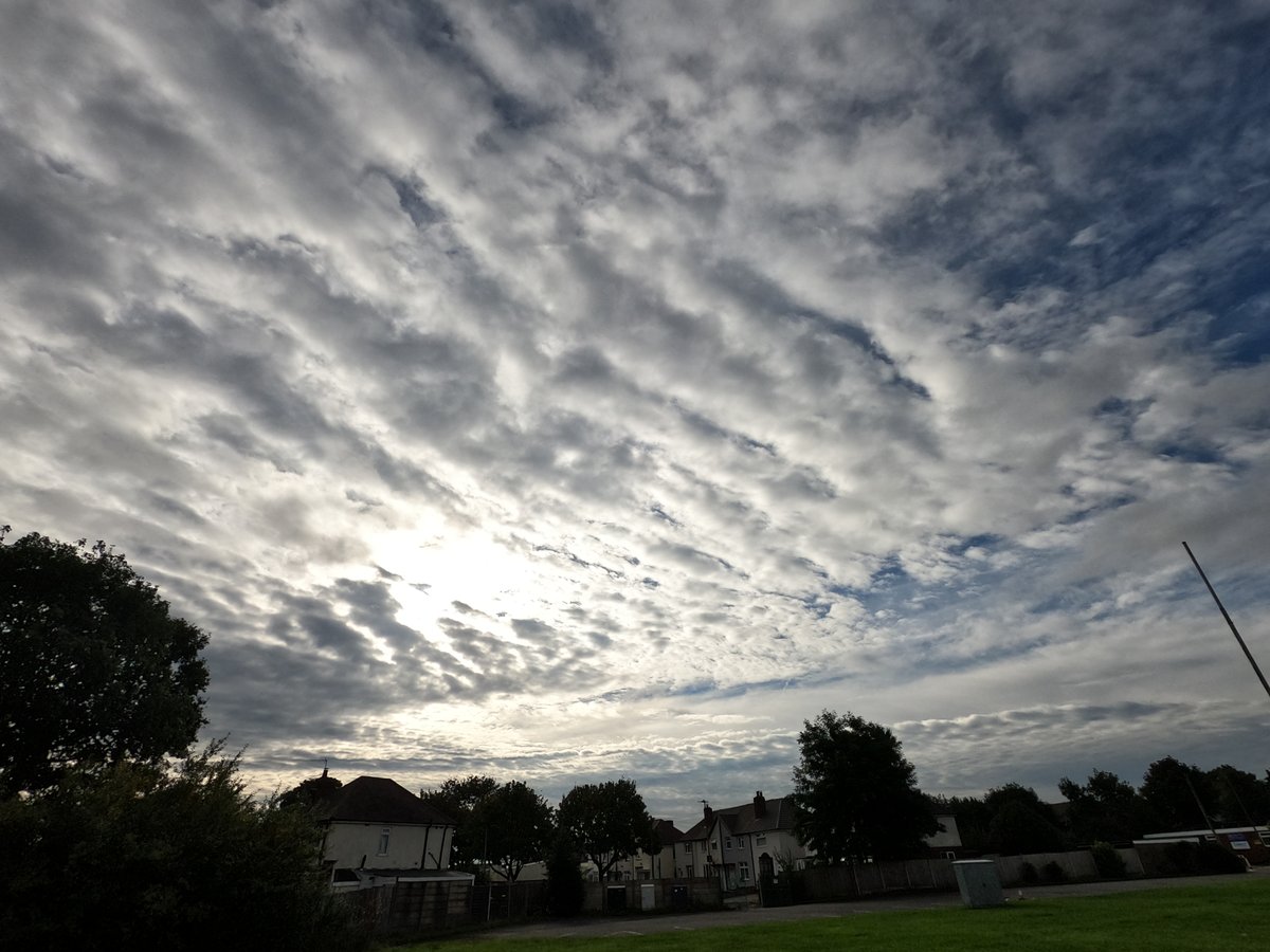 DELTA9_DELTA9's tweet photo. 9.45am in north #Birminghamuk 25.9.24 #geoengineering #haarp #weathermodification #climatescam #doppler #nexrad #radar #stratosphericaerosolinjection
@Gp1ggy1
@Elizabe32413720
@IonisedSkyWatch
@garfybloom https://t.co/8W3ExNM2l6