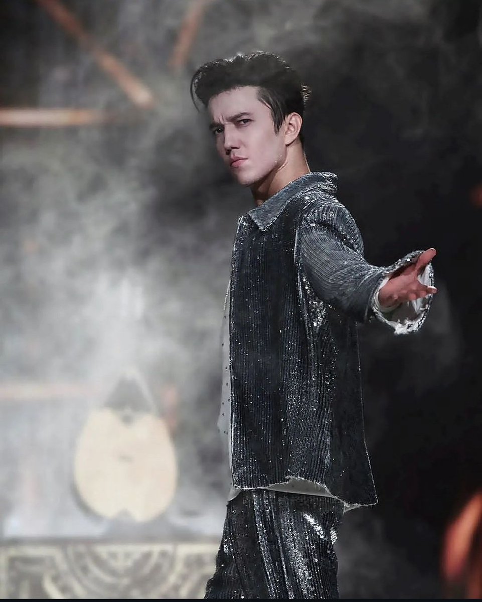 EkaterinaDi21's tweet photo. @WvWEleni @RadioDisneyLA
@dimash_official
DIMASH RADIO DISNEY 
#MusicaNuevaenRadioDisney
#WhenIveGotYou
🌷🌼🌷
Muzika su žice duše, koje ne mogu svi svirati. Dimash to radi savršeno. https://t.co/6cV9GQYN8r