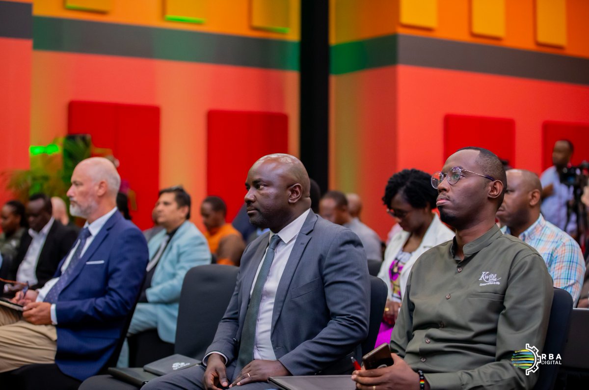 📢 Happening Now:

The press conference for the 20th edition of #KwitaIzina🦍 is underway at the Kigali Convention Centre.

Follow us as we reveal key details about this year’s Gorilla Naming Ceremony and the exciting lineup of events leading up to 18 October.

#VisitRwanda🇷🇼