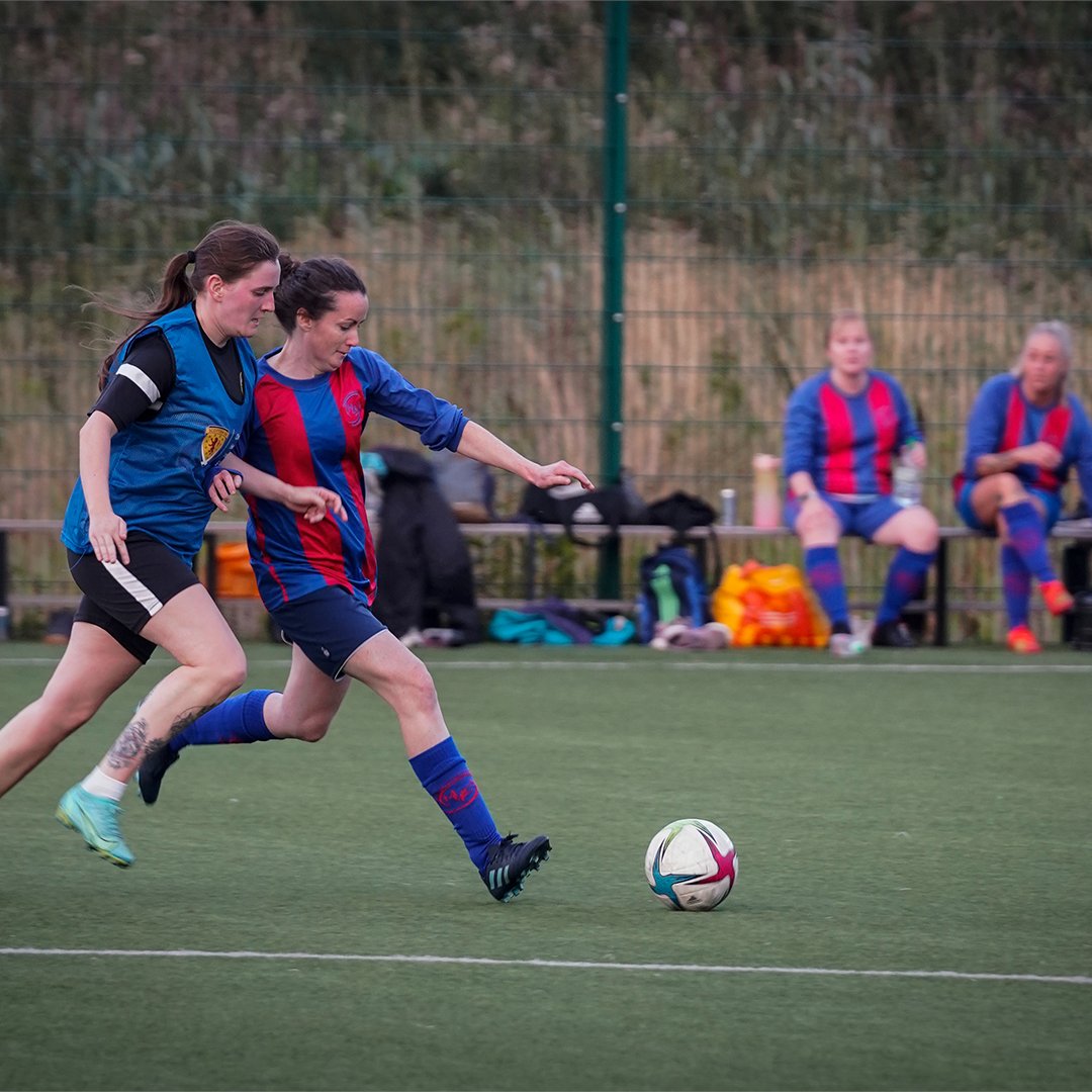 ScottishFA's tweet photo. We're teaming up with @CHSScotland to deliver free recreational football sessions for women across the country 🏃‍♀️ ⚽️

Weekly sessions are now up and running now - tap below to find one in your local area ⤵️