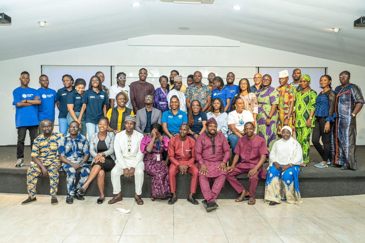 AshokaAfrica's tweet photo. It all began at our CTEACH Residential Training in September 2023. Teachers from across Lagos gathered to learn how to bring changemaking into their classrooms. Here are some highlights of their incredible learning experience! Tag a teacher who inspires you!
#CTEACH https://t.co/jDASDpqzwN