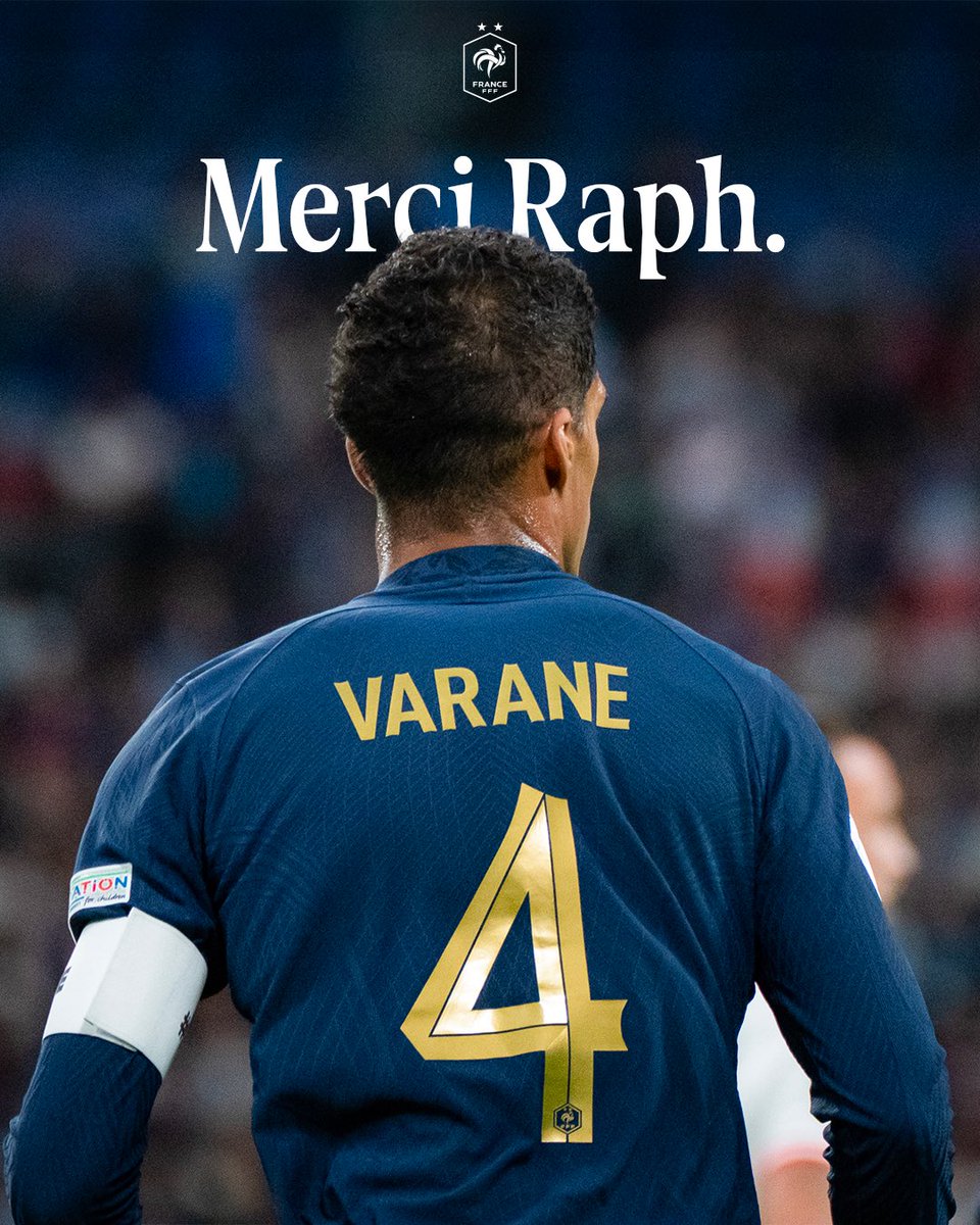 FrenchTeam's tweet photo. Just a bit of dust in our eyes 🥺

Thanks for all the hard work over the years Raph' ⚒️

We're all wishing @raphaelvarane a happy retirement 💙

#FiersdetreBleus https://t.co/H6OikapF8P