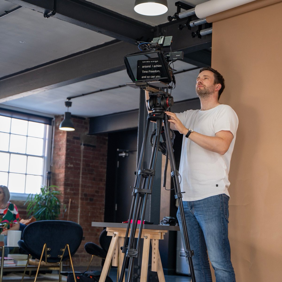 Boxset Media tweet media