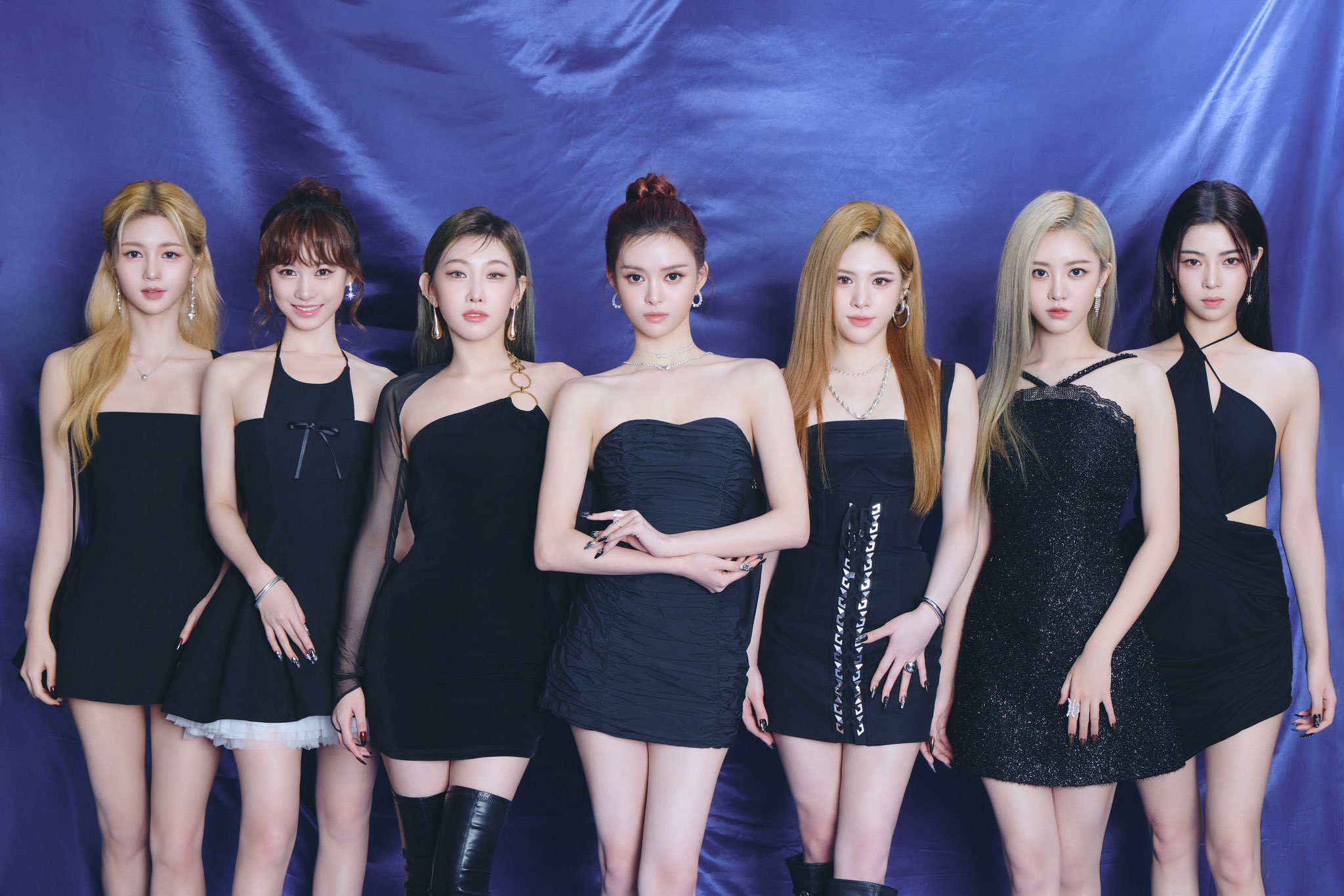 GYT5EUdbwAA5QDI?format=jpg&name=large