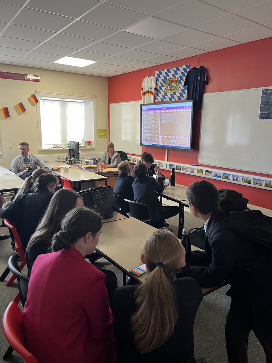 BCOldham's tweet photo. Yesterday our European Week Of Languages continued with our "Blooket" Competition and it was a fantastic turnout! The atmosphere was very competitive with all ages, including Sixth Form students and teachers competing against each other! #itsgettingcompetitive #proudtobeblue https://t.co/laXI0ZD6yG