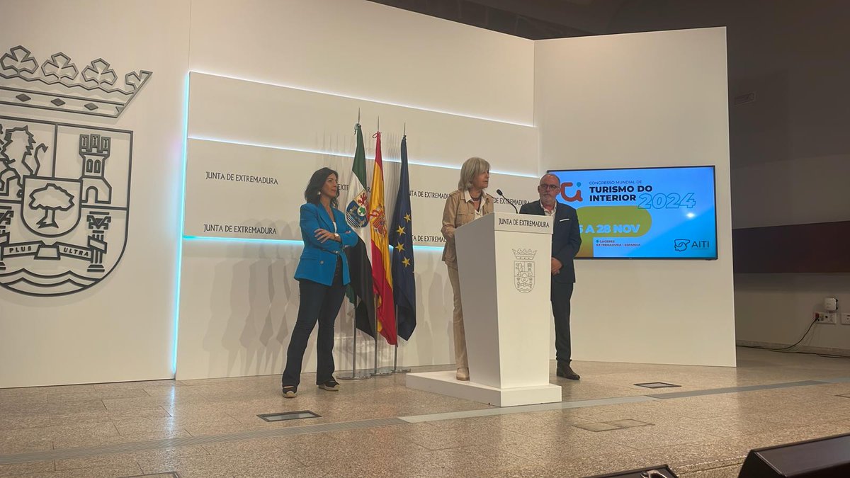 Orexco's tweet image. Rueda de prensa en Presidencia de la @Junta_Ex  &quot;Congreso Mundial de Turismo de Interior&quot;
[Cáceres del 26 al 28 de Nov 2024].
Con @victoriabazaga (Consejera de Turismo).
Dª María Esther Gutiérrez Morán (Vicepresidenta Diputación de CC)
Miguel Martins (Presidente AITI)