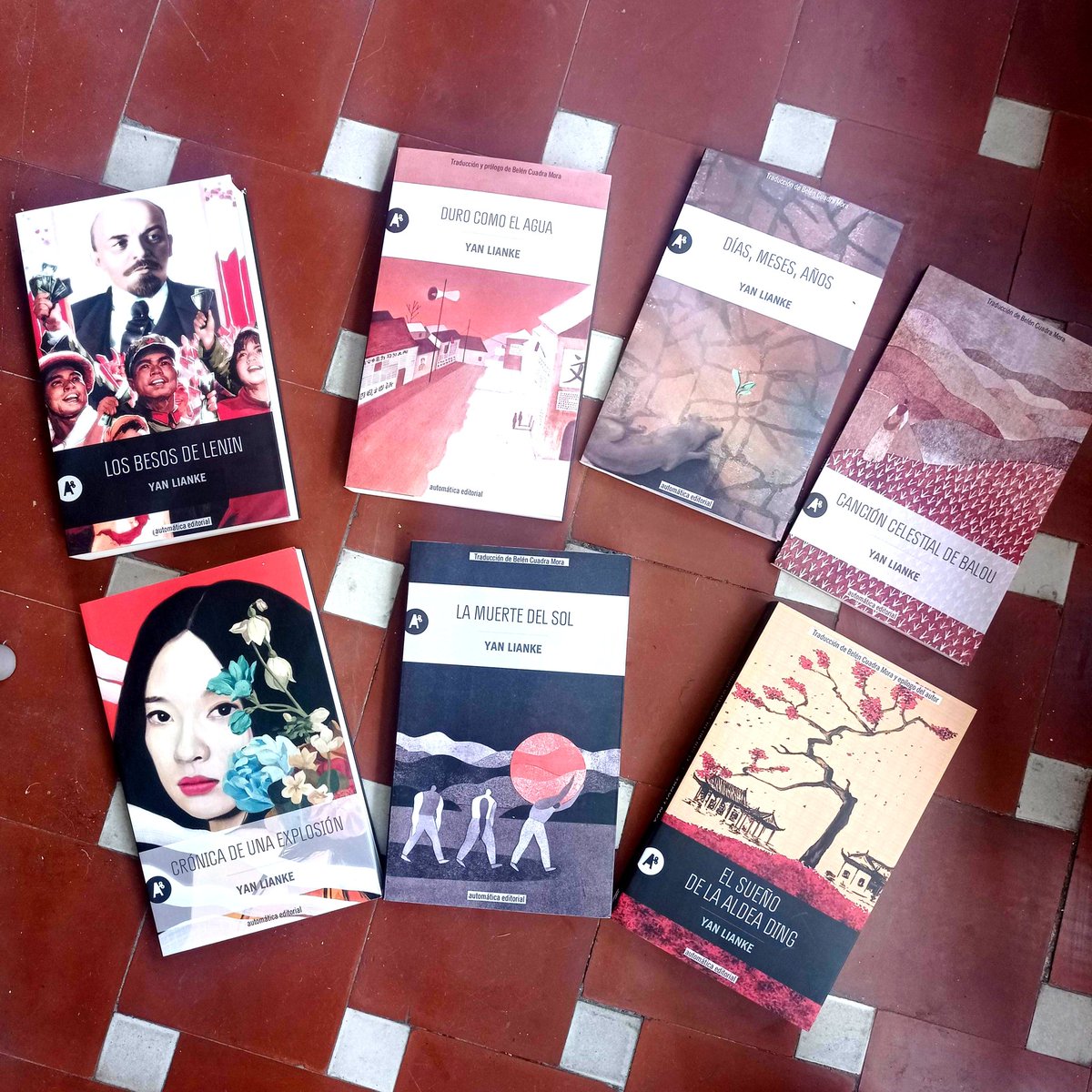 Automática Editorial (@automaticaedit) on Twitter photo Por aquí tenéis todos los títulos que hemos publicado de Yan Lianke. En 2013 salió "El sueño de la aldea Ding" y desde entonces no hemos podido dejar de leer su obra. "Duro como el agua" ha sido la última novedad en castellano. Maravilloso el trabajo de traducción de <a href="/bcuadramora/">Belén Cuadra 白兰</a> Por aquí tenéis todos los títulos que hemos publicado de Yan Lianke. En 2013 salió "El sueño de la aldea Ding" y desde entonces no hemos podido dejar de leer su obra. "Duro como el agua" ha sido la última novedad en castellano. Maravilloso el trabajo de traducción de <a href="/bcuadramora/">Belén Cuadra 白兰</a>
