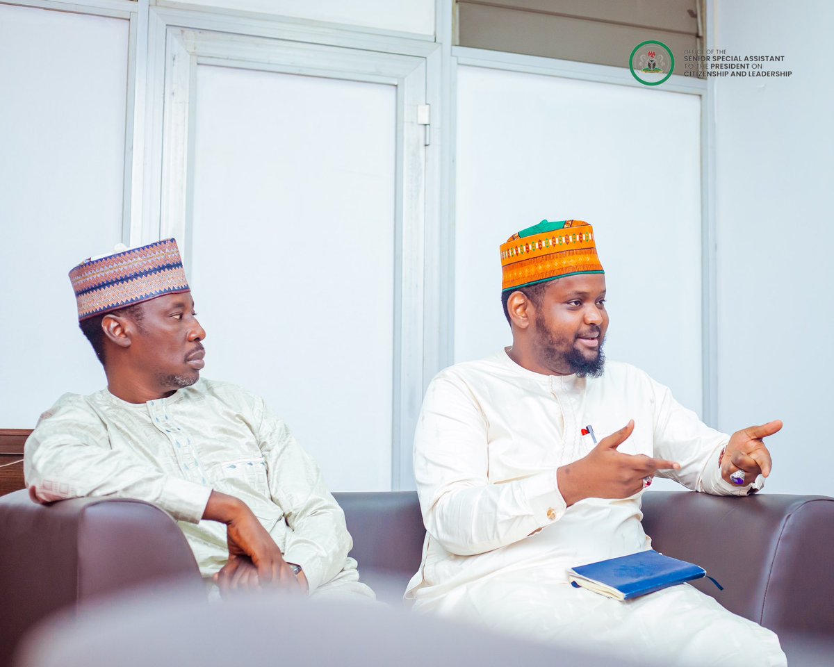 RinsolaAbiola's tweet photo. Yesterday, I received representatives of the KDC Foundation, a community-based NGO operating across Northern Nigeria and the Lake Chad countries.

The delegation was led by Mr. Khalipha Mustapha. 

We discussed matters of mutual concern and explored avenues for collaboration. https://t.co/nitBTAlrNp