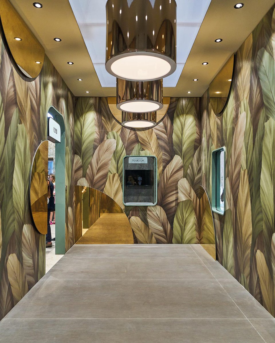 IrisICG's tweet image. At @CersaieOfficial, visitors can discover the room devote to DYS: the innovative technology for customising ceramic surfaces with printed decorative elements.
An apparently boundless place where ceramics become an ultra-high-definition art, for a guaranteed “wow-effect”.