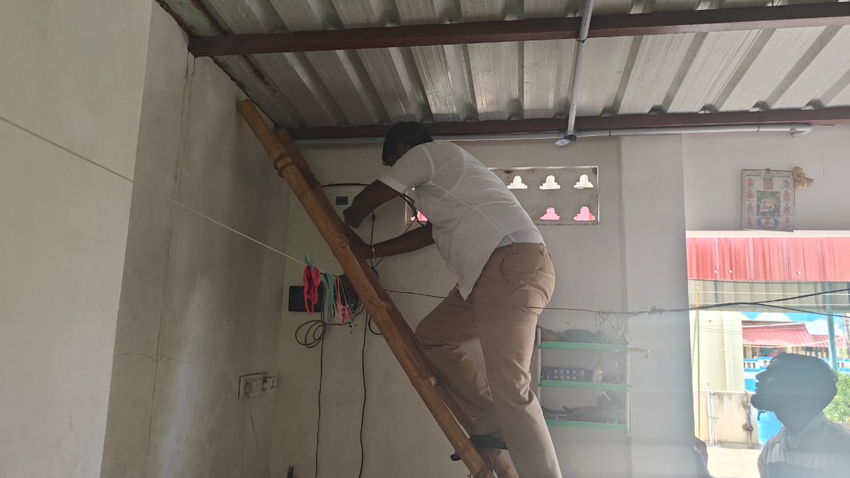 IMS_Chennai_DOT's tweet photo. IMS, Chennai carried out illegal/unauthorized booster removal drive in Puducherry UT and recovered 32 No.s of illegal boosters/antennas to ensure interference free spectrum for better quality of mobile service and network connectivity.
#cleanspectrum https://t.co/ThzgBp82bj