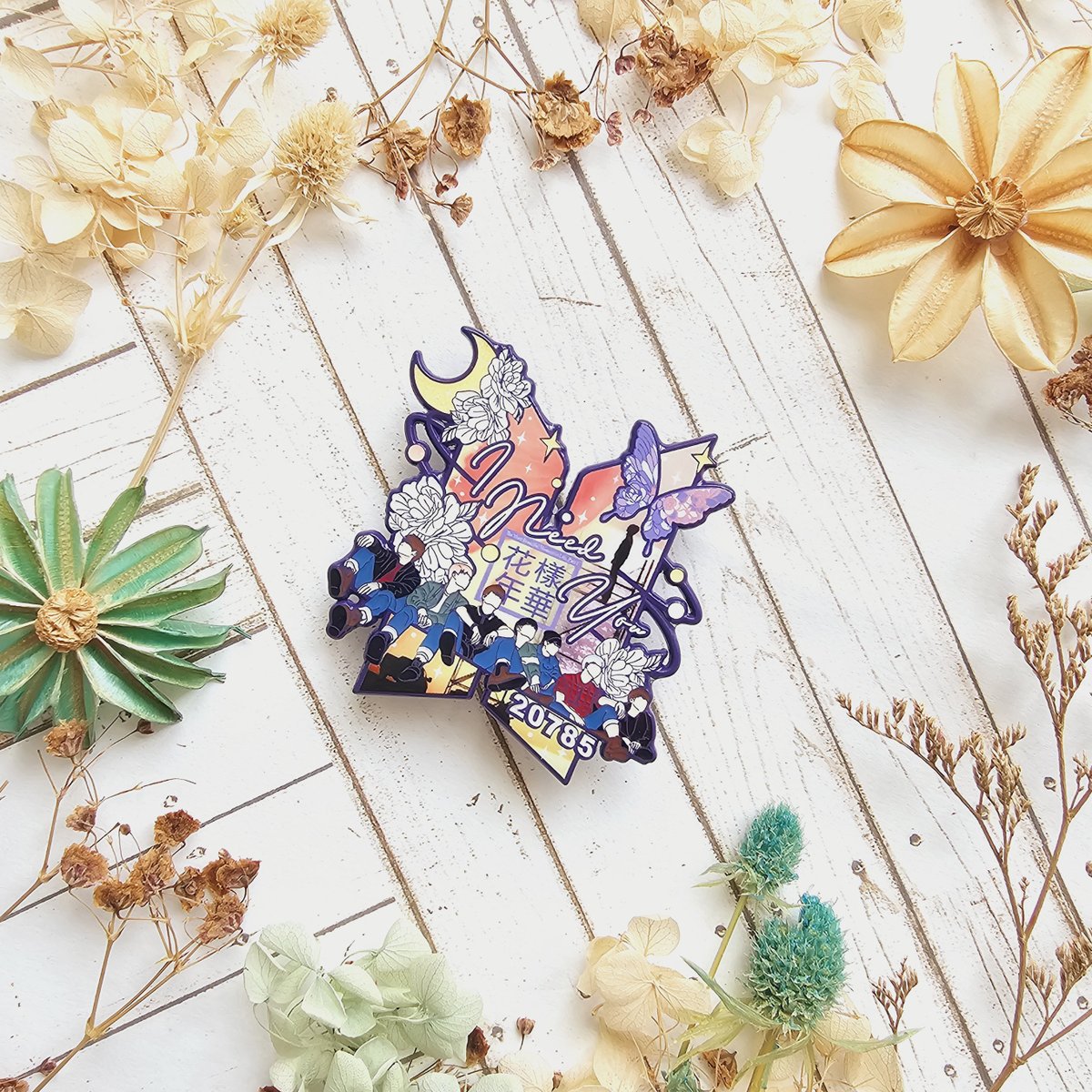 KoJikook's tweet photo. Last two purple - I need you
1 on Bigcarel
1 on ETSY
#bts #army #btspin #btspins #pin #pins #enamelpin #enamelpins #btsfanart #smallbusiness #kpop #kpoppin #btspins #btspincollection #btscollection #btsjewelry https://t.co/jbNvGZrPvJ
