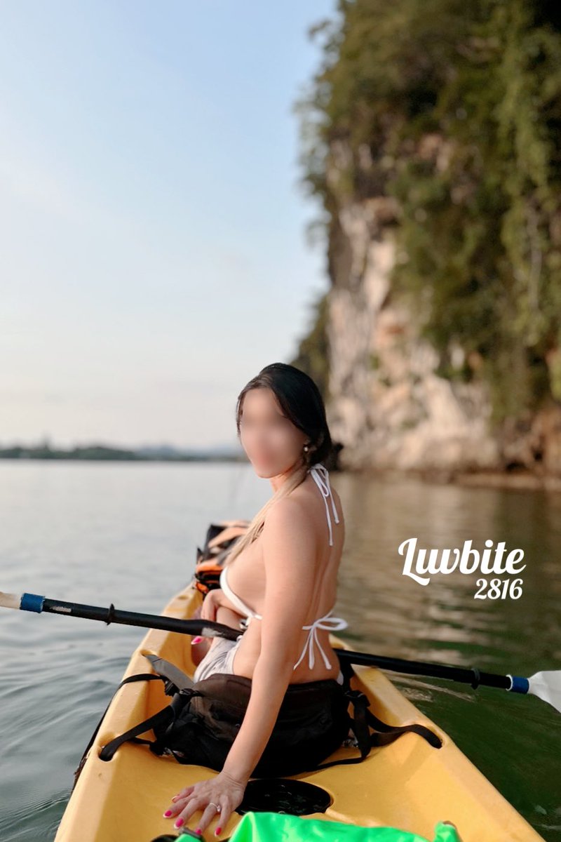 Luvbite2816's tweet photo. What is the most beautiful place on earth? A place in your heart.
@mueang krabi
#sgswinger #thaiswinger #travel #sexygirl #hotwife https://t.co/3KBASjjILT