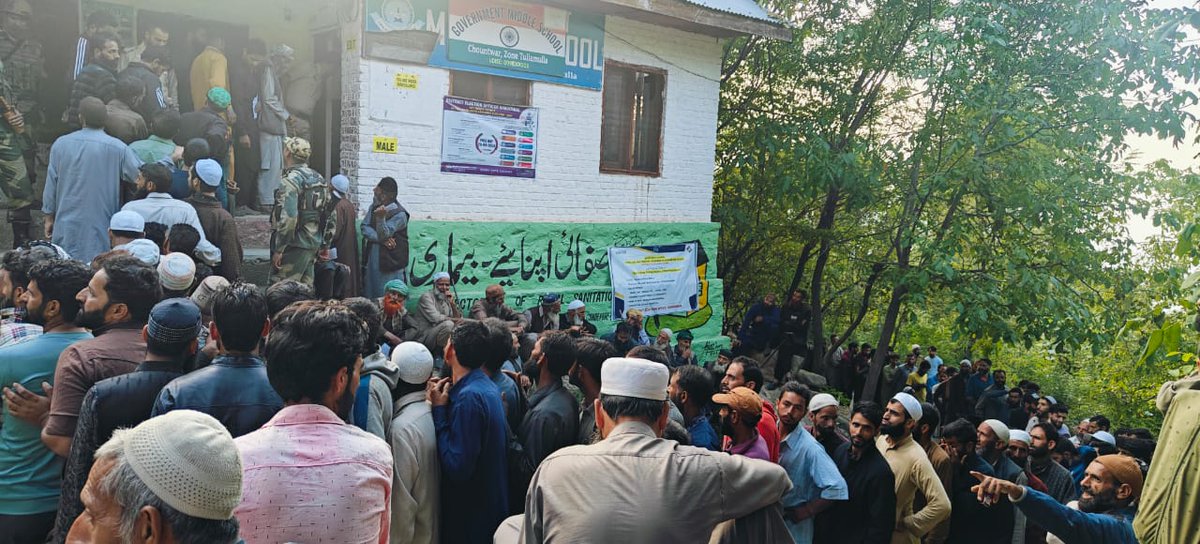 sujeetsanayal's tweet image. could anyone have imagined this a couple of years back?  let's congratulate the people of Kashmir for showing their enthusiasm and coming out in such large numbers. #Beerwah #EmpoweringJammuKashmir