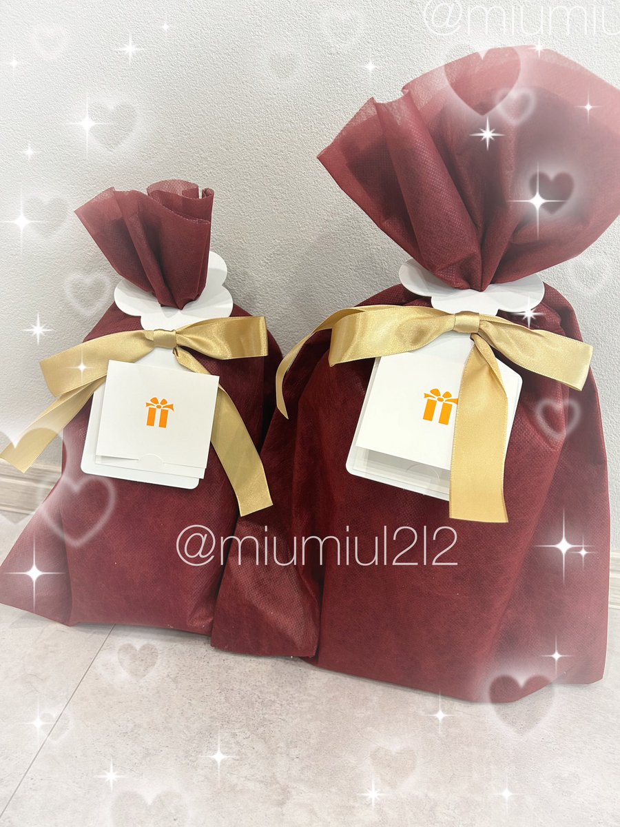 miumiul2l2's tweet photo. サプライズでプレゼントが😭🎁
本当にいつもありがとうございます🥹🩷
定期的に贈ってくれるの🥲✨
サプライズでいつもびっくり🥺🩷
本当に感謝しかないです😭🩷
貰ったプレゼント達
全部大切に使ってます🙇🏻‍♀️🎀
いつもいつもありがとうございます😭🩷 https://t.co/AuyUqGG6zz