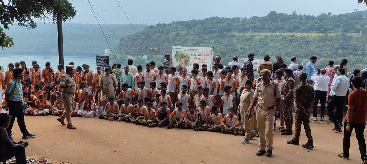 As a part of "Swachhta hi Seva" campaign, the NSTR staff and authorities across different divisions involved civil society in cleanliness drive and made them aware about the critical importance of cleanliness, sanitation and hygiene.
<a href="/moefcc/">MoEF&CC</a> <a href="/ntca_india/">National Tiger Conservation Authority</a> <a href="/PMOIndia/">PMO India</a> <a href="/AndhraPradeshCM/">CMO Andhra Pradesh</a>