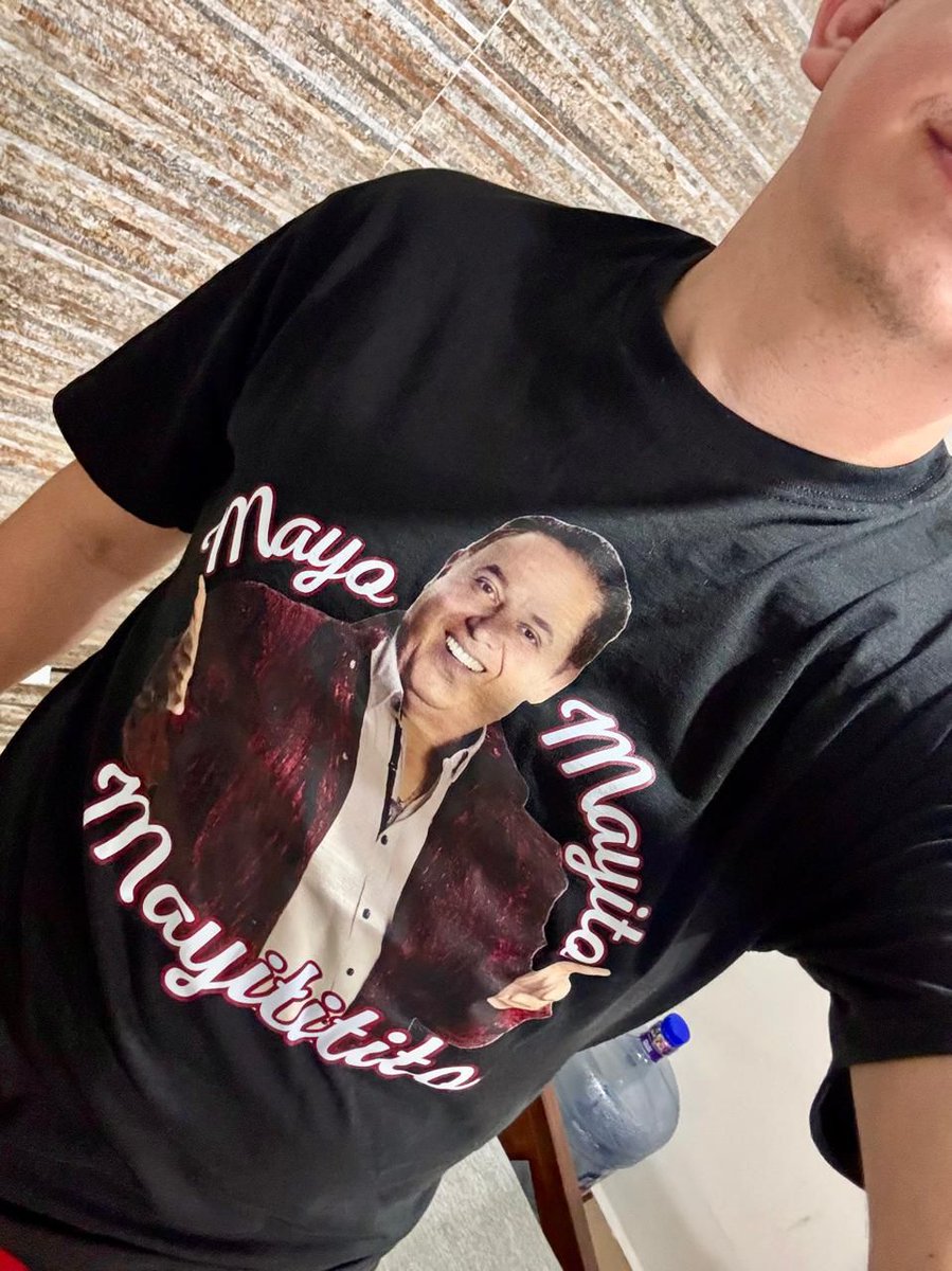 polettmedina's tweet photo. Bien listos mis clientes apoyando al tรญo mayitoooo๐๐ #MarioBezares #LCDLFMX2 #Mayito #mayit https://t.co/VClqVds3Vk