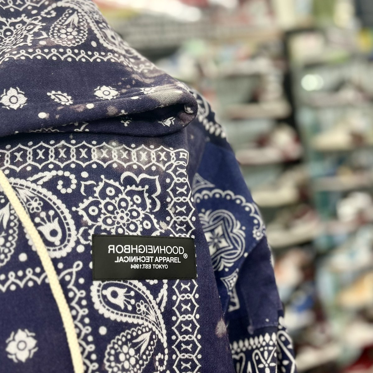 YFurugi's tweet photo. 【#NEIGHBORHOOD】
Bandana Chopped Hooded

size︰XL
状態︰B 
¥29,480 (in tax)

🌟秋・冬物も積極的に買取しております❕✨
ぜひ #やちかん にお持ちください（´-`）.｡oO

https://t.co/312YRFuDZ5 https://t.co/CW80uUAFYy