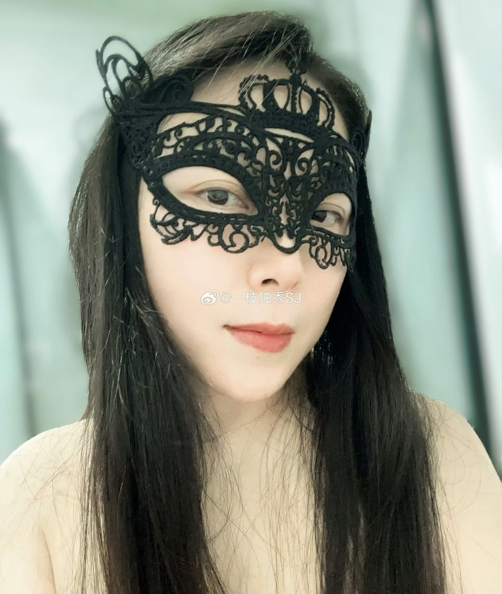 拍照结束，晚上见。 https://t.co/LFfJx9YqLI