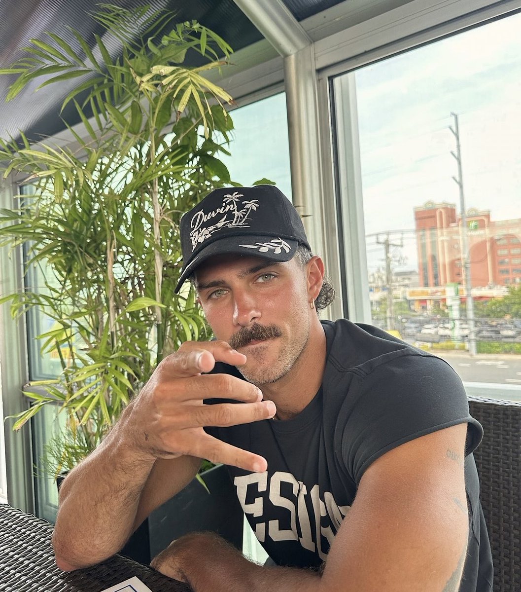 𝙅𝘼𝙔. tweet media