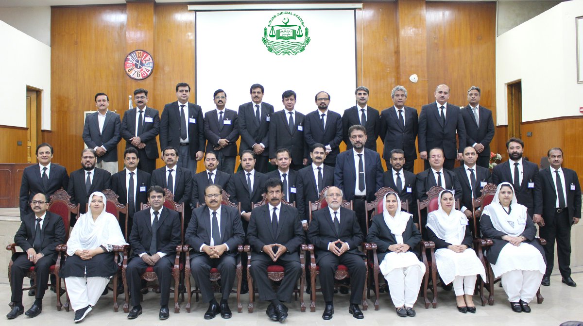 pja_lahore's tweet photo. Concluding Ceremony of General Training Program (GTP) 2023-24 for Additional District &amp; Sessions Judges (Batch-07).
Dated: 21.09.2024 https://t.co/YXRGcLlcK0