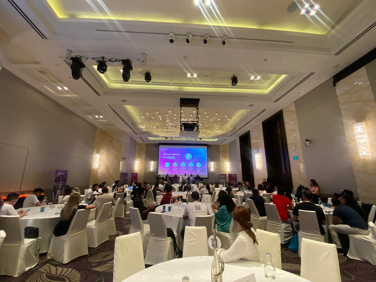 soumiweb3's tweet photo. 🌟 What a transformative experience at TOKEN2049! 

We went stage-less and speaker-less, creating a no-frills space for everyone to share their insights on blockchain, RWAs, AI, and DeFi.
#token2049 #web3preneur https://t.co/1s2ExhSx6m