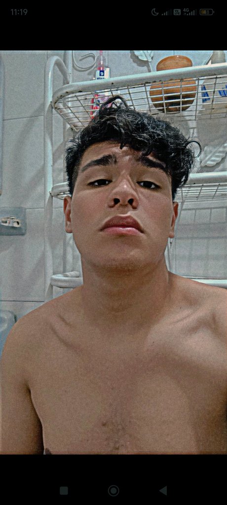 jhonn_sg17's tweet photo. Unos besos o que 😈🥵 https://t.co/cvzg6y5o2m
