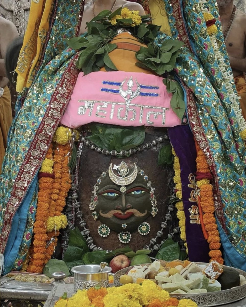 श्री महाकालेश्वर ज्योतिर्लिंग का आज का भस्म आरती श्रृंगार दर्शन
🔱25सितम्बर 2024🔱
🌹ॐ नमः शिवाय🌹🙏💐
#Monica #Mary
#jjk270 #LinkedIn  #BB26 #sstvi 
 #TejasswiPrakash #GH18S 
#TejRan #Harshali #HarshadChopda #KaranKundrra #AbhiRa #AbhIya #BiggBossOTT2  #yrkkh #TeJran #garime