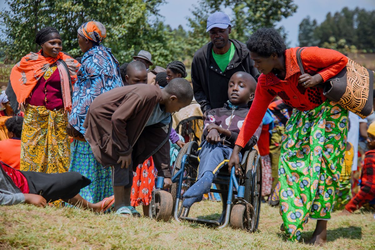 "Access to healthcare, every person's right"

This is what we were busy with last weekend at Nyabageni village, Musanze District.

Thanks to the partners, participants and members for making this outreach successful.
