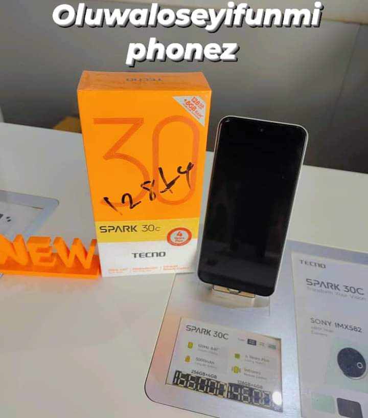 Oluwaphonez's tweet image. 𝙃𝙞𝙜𝙝 𝙥𝙚𝙧𝙛𝙤𝙧𝙢𝙖𝙣𝙘𝙚 𝙤𝙣 𝙖 𝙡𝙤𝙬 𝙗𝙪𝙙𝙜𝙚𝙩? 𝙏𝙚𝙘𝙣𝙤 𝙎𝙥𝙖𝙧𝙠 30𝙘 𝙞𝙨 𝙮𝙤𝙪𝙧 𝙖𝙣𝙨𝙬𝙚𝙧!
 Visit our store @oluwaloseyifunmiPhonez and experience the future of budget-friendly smartphones. #TecnoSpark30c #BudgetFriendly #HighPerformance