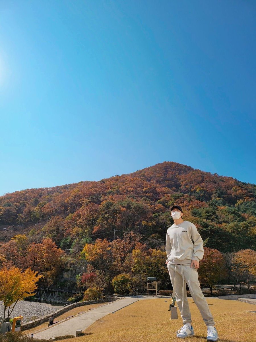 namjoon pics tweet media