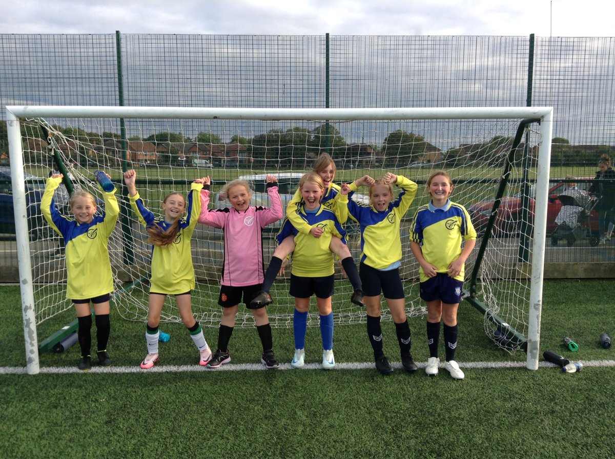 BPSHull's tweet photo. Bricknell year 5/6 girls were first up in the 7 aside
@HullActiveSch football competition. Bricknell Yellows made a terrific achievement by topping the group and making it to the finals. Every game was a joy to watch with everyone of them stepping up on the big occasion #BPSPE https://t.co/jZ3NnDqQzi