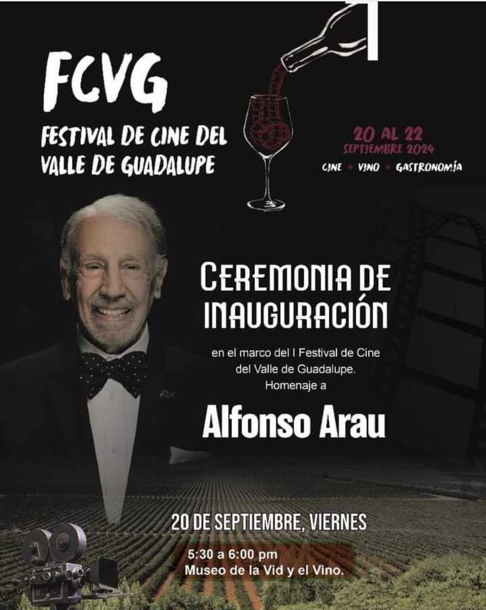 VRodM's tweet photo. Vivimos un exitoso Primer festival de cine de Valle de Guadalupe
Homenaje a Alfonso Arau! 
Un privilegio charlar con este reconocido director de cine. Un fin de semana de proyecciones, películas y conversatorio con algunos de los chefs más importantes de nuestra región. https://t.co/rkdJchEabq