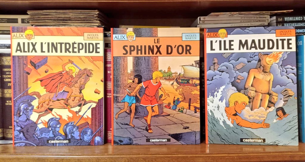 LibrosVintage's tweet photo. @jorgekosky @koskyworld 'La tiara...' es el primer álbum que editó #OikosTau en España, pero el cuarto de la colección original 😉

Hay tres aventuras anteriores ('Alix el intrépido', 'La esfinge de oro' y 'La isla maldita'), pero no se publicaron en España hasta la edición de 2011 de #NetCom2. https://t.co/9mtmdTeu6A
