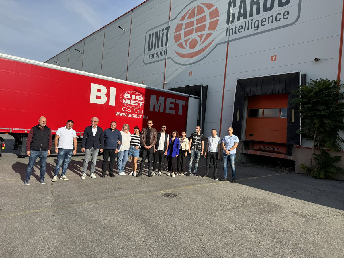 Unitcargo's tweet photo. Unitcargo Bulgaria, the best team and Logistics company in Bulgaria 🇧🇬 💪 https://t.co/SPDgyFQ4Hd