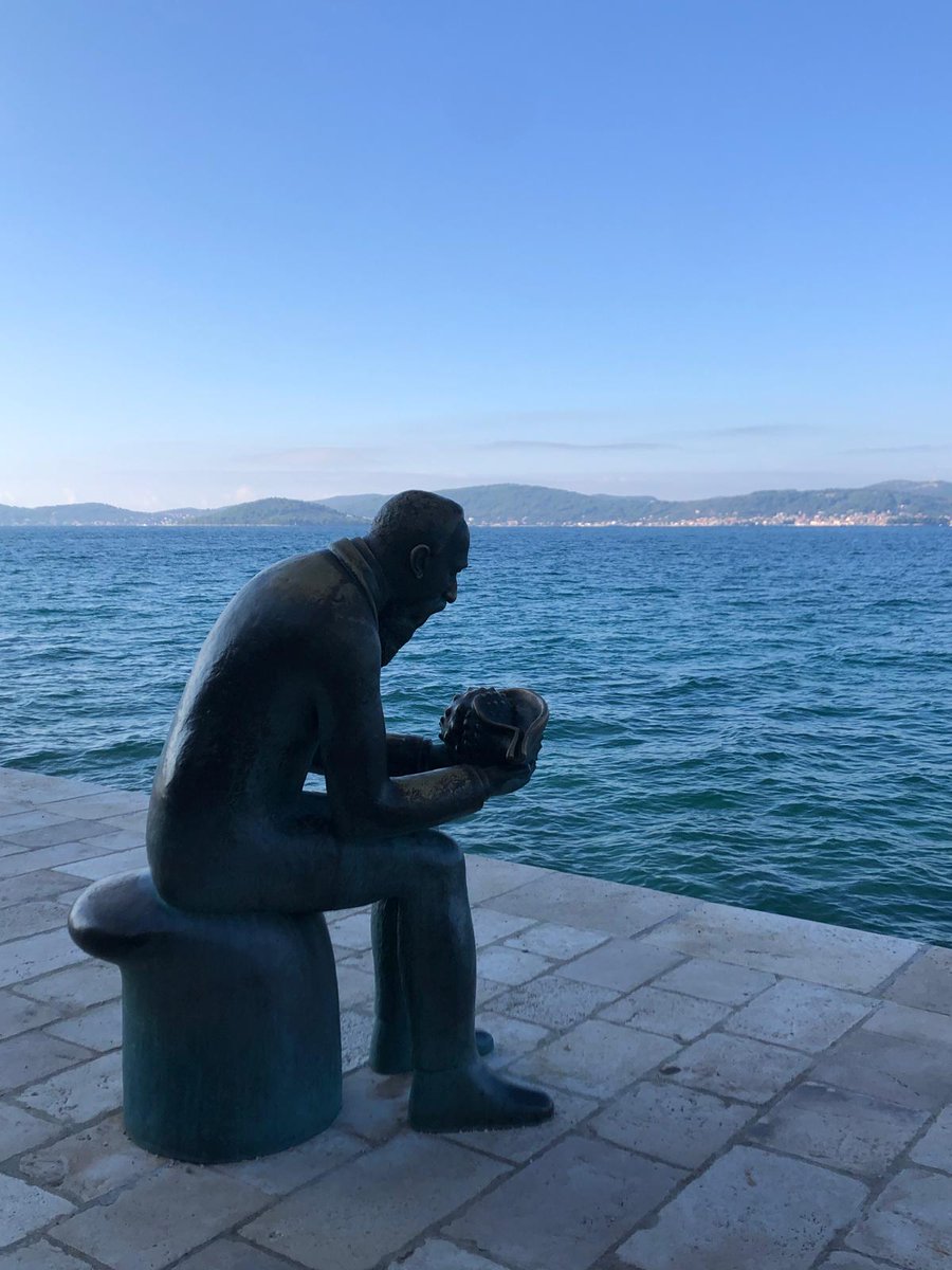submon_'s tweet photo. Very inspiring day as we presented @oceancitizen_eu and @Sea2seeProject at #EMSEA2024 🐚 We believe that #OceanLiteracy is not just about science, it's also about art and #storytelling: this beautiful artwork tells the story of Spiro Brusina...
Read more: https://t.co/i21u0n5Yhk https://t.co/GxD4Rl1PiM