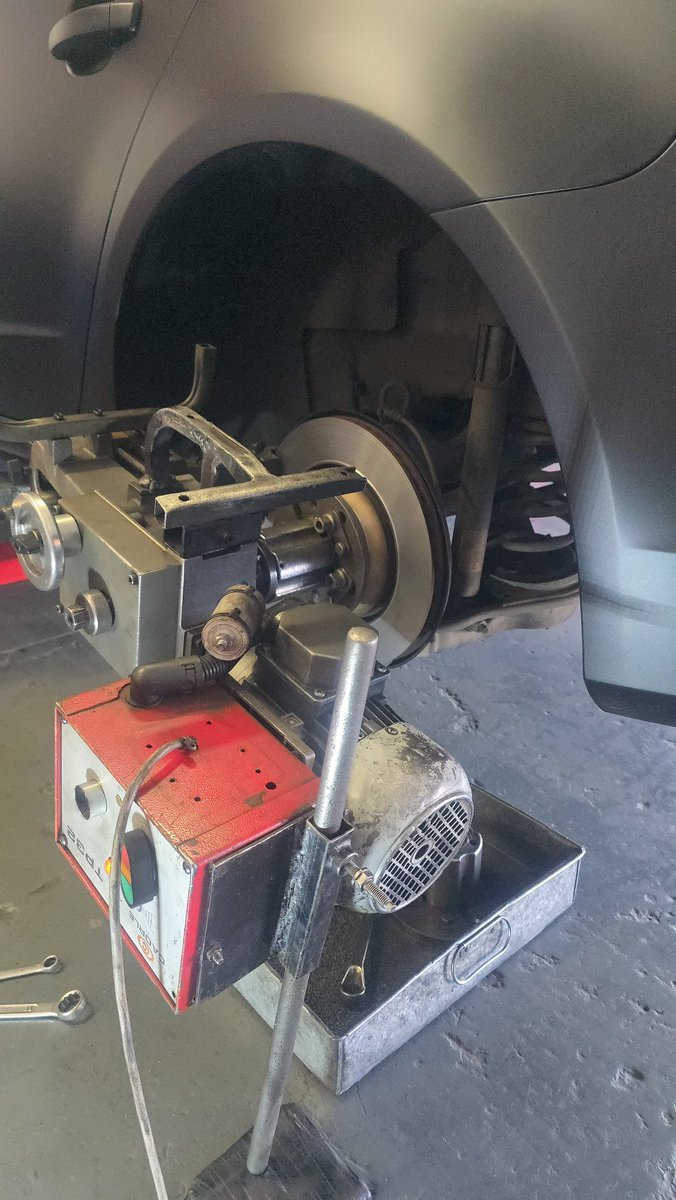 Lerato_Seoka's tweet image. Since the boy is broke, this is the solution to my problems

Visit mishmashtyres.co.za for all your tyre and suspension problems or contact our workshop on 0699770350

#MishMashTyres #MishMashAuto