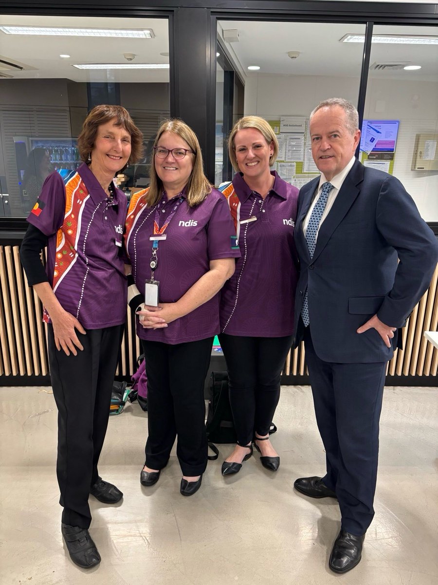 Thanks to Dai Le MP for inviting me to the Fowler NDIS Forum in Fairfield today.
 
It was great to hear from the local community, learn personal experiences and answer questions on some of the upcoming changes to the Scheme.