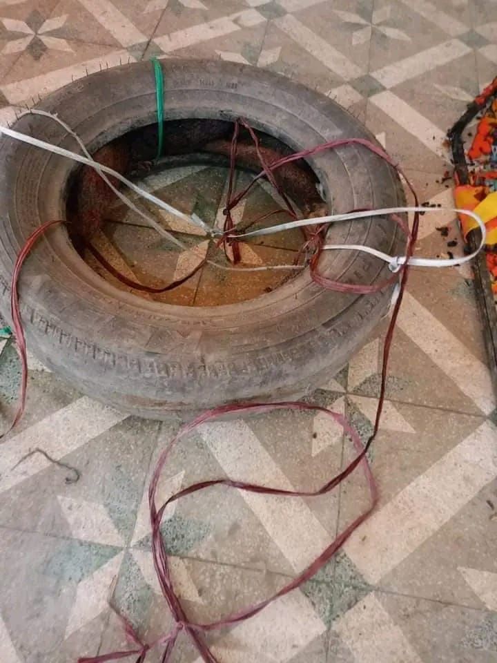 HinduVoice_in's tweet photo. Hindu temple is under attack in #Manipur.
A mandir was set ablaze by suspected #KukiTerrorists in #Senapati town (Manipur) at midnight.
These suspected #KukiTerrorists already burned and desecrated countless temples that have stood for hundreds of years.
When will this end?
#ReligiousViolence #SaveOurTemples
#SaveManipur