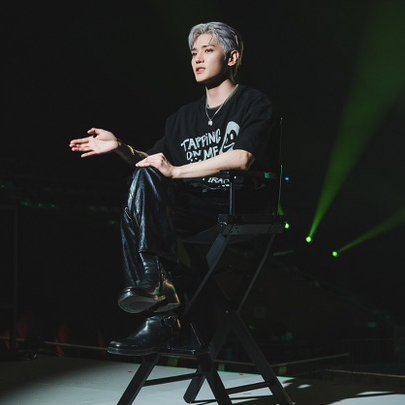 CGV_KOREA's tweet photo. 시즈니를 위해 노력하고                           시즈니~ 
불의에 먼저 맞서고..                                  CGV에서 봥♥ 
(127표)                                                           (950701표) https://t.co/FAHwj9U0Ub