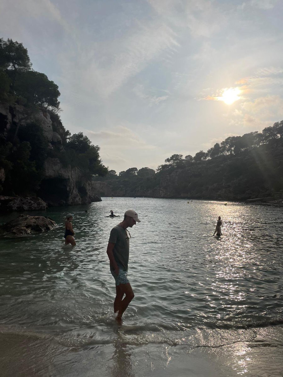 HApacheamarillo's tweet photo. Cala Pi #Mallorca2024 https://t.co/A7iS04l5aX
