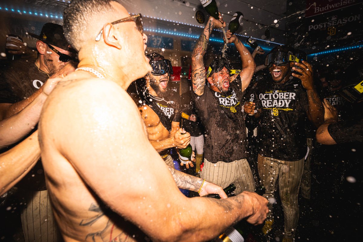 Padres's tweet photo. It's a party, it's a party, it's a party 🍾 https://t.co/bSmzeoYaG4