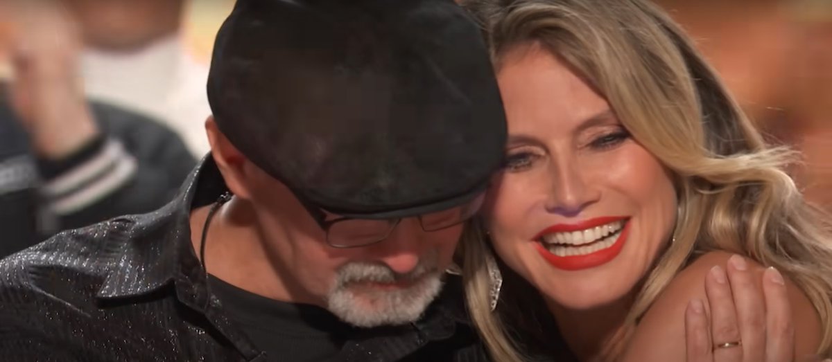 AmarEminen21456's tweet photo. AGT Winner 2024 Rising Star Clinches America's Got Talent Crown in Stunning Season 19 Finale
https://t.co/nfPgql389w
@AGT
#agtwinner2024
#richardgoodall
#whowonagt
#agtwinner
#AmericasGotTalent
#whowonagttonight
#AGT2024
#americasgottalent2024
#californianewsinfo https://t.co/ZBscpPbJsZ