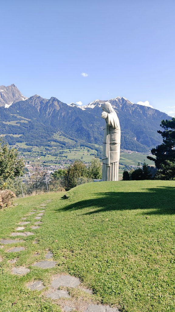 WartensteinAG's tweet image. Der Blick von unserem Schlossgarten ist traumhaft.
mieteeinhotel.ch
#pfaefers #wartenstein #schlosswartenstein #badragaz