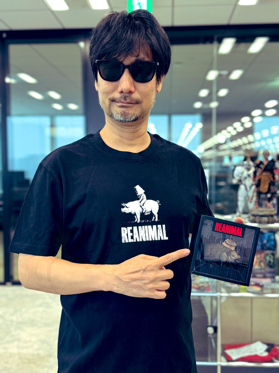 本日の小島監督。
Hideo Kojima today.